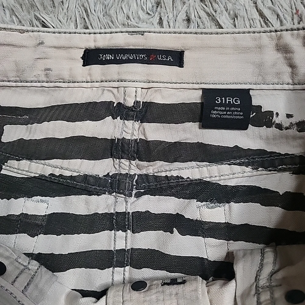 John Varvatos USA Jeans Size 31 Regular Indie Sleaze Sleeze Grunge MSRP $350 ✨️